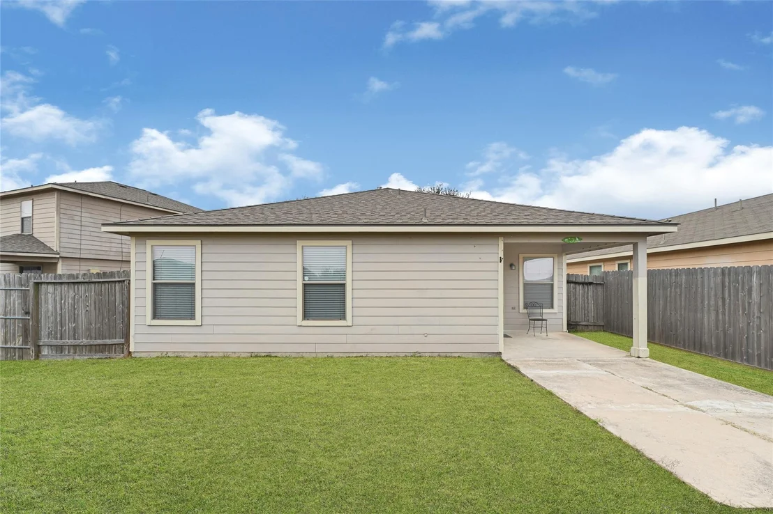 Photo of 7906 Yaupon View Drive