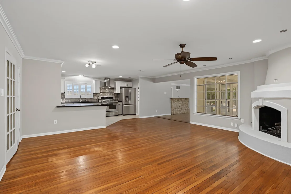 Photo of 5616 Pine Street