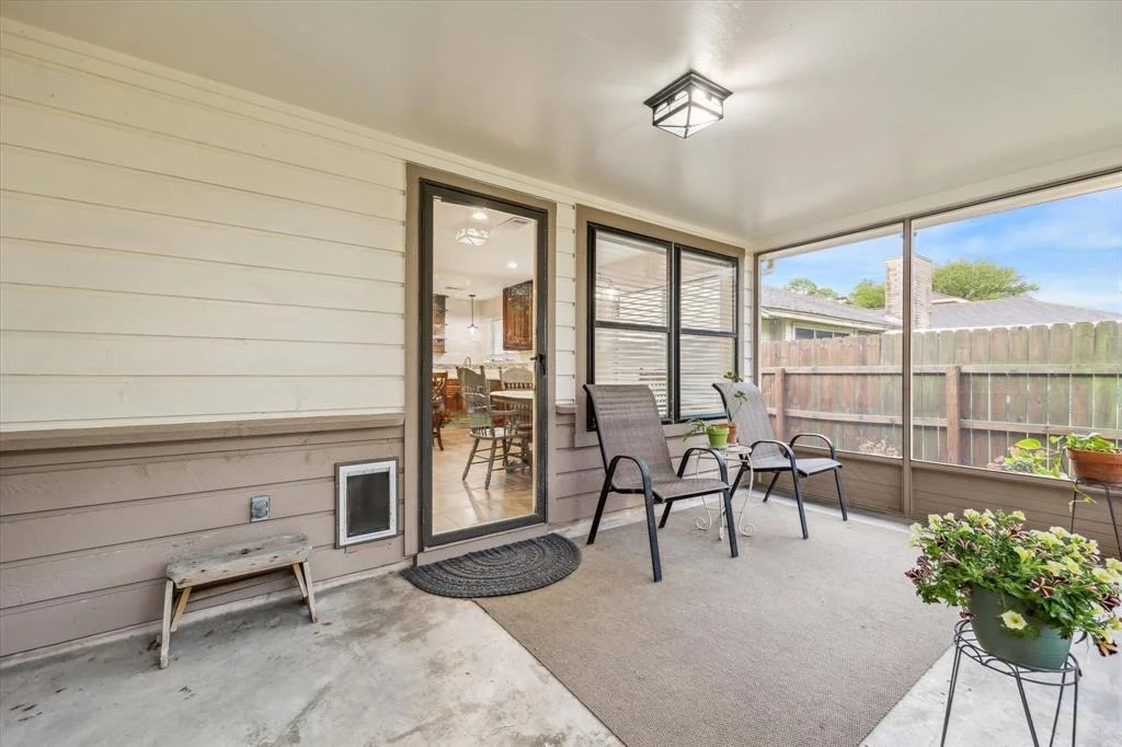Photo of 4910 Colombia Drive