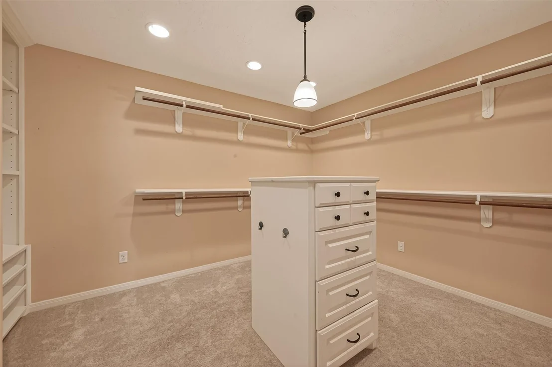 Photo of 6210 Claridge Drive
