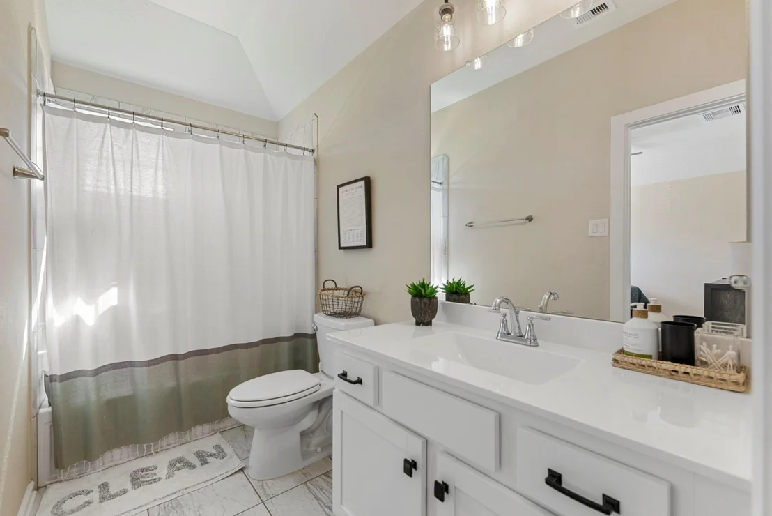 Photo of 337 Andes Drive
