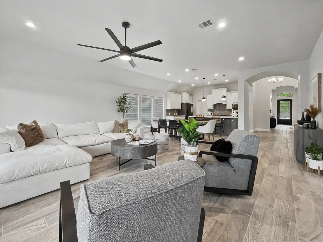 Photo of 3806 Lake Falls Drive