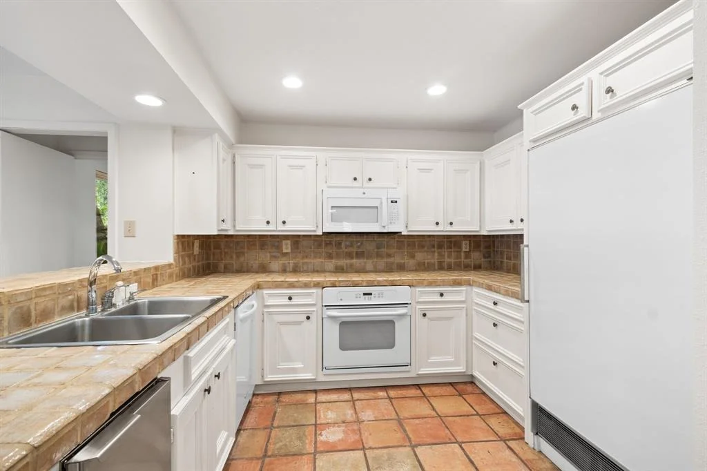 Photo of 3023 Willowbend Road
