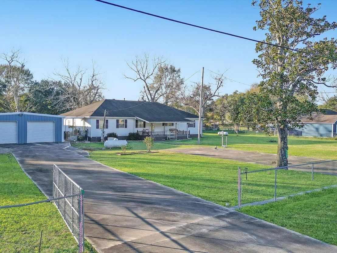 Photo of 9313 State Highway 61