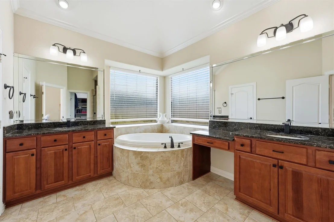 Photo of 4810 Magnolia Bend Drive