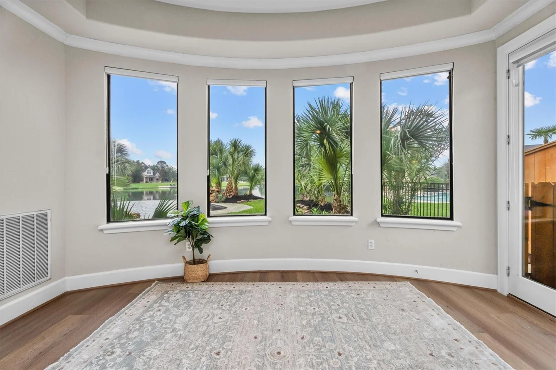 Photo of 15307 Hilltop View Drive