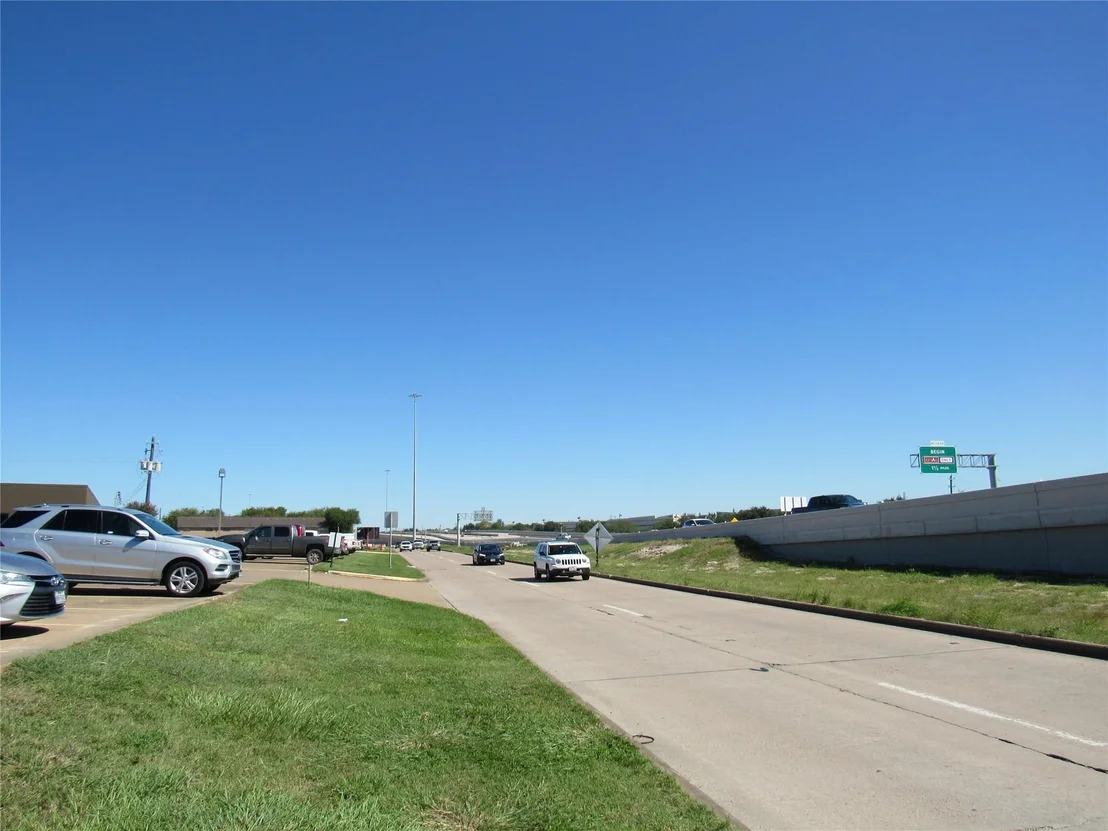 Photo of 3735 Red Bluff Road