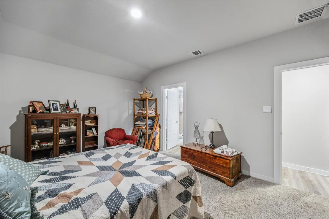 Photo of 115 Alder Loop
