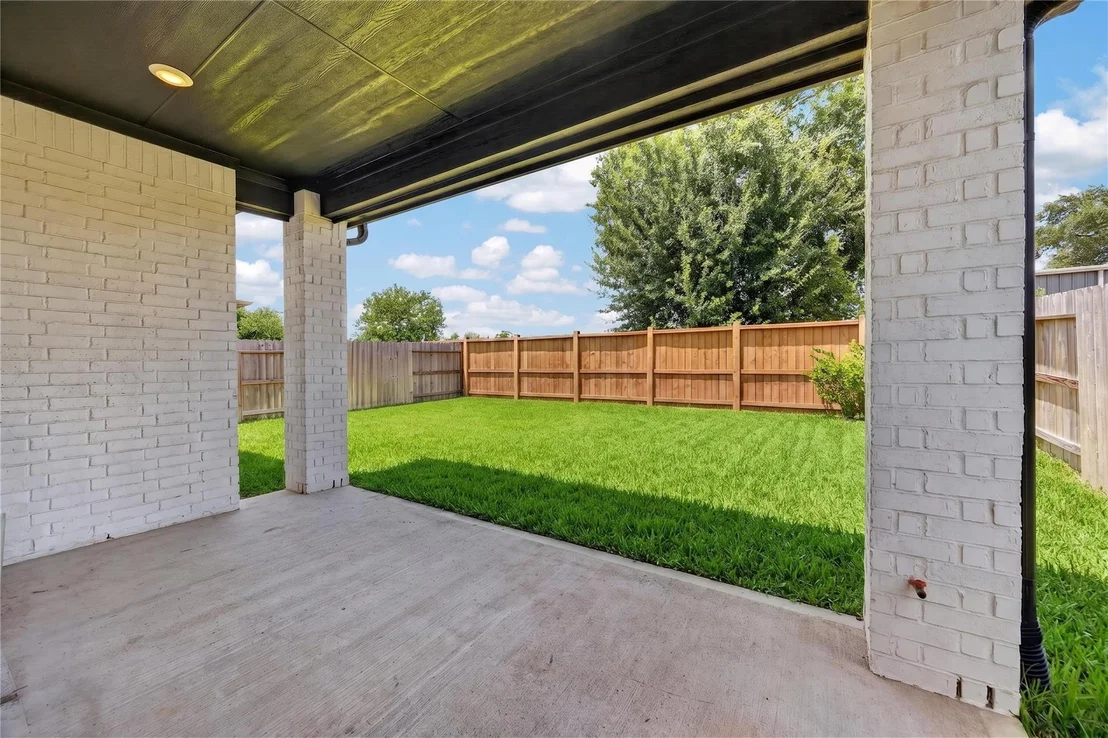 Photo of 13326 Wood Leaf Park