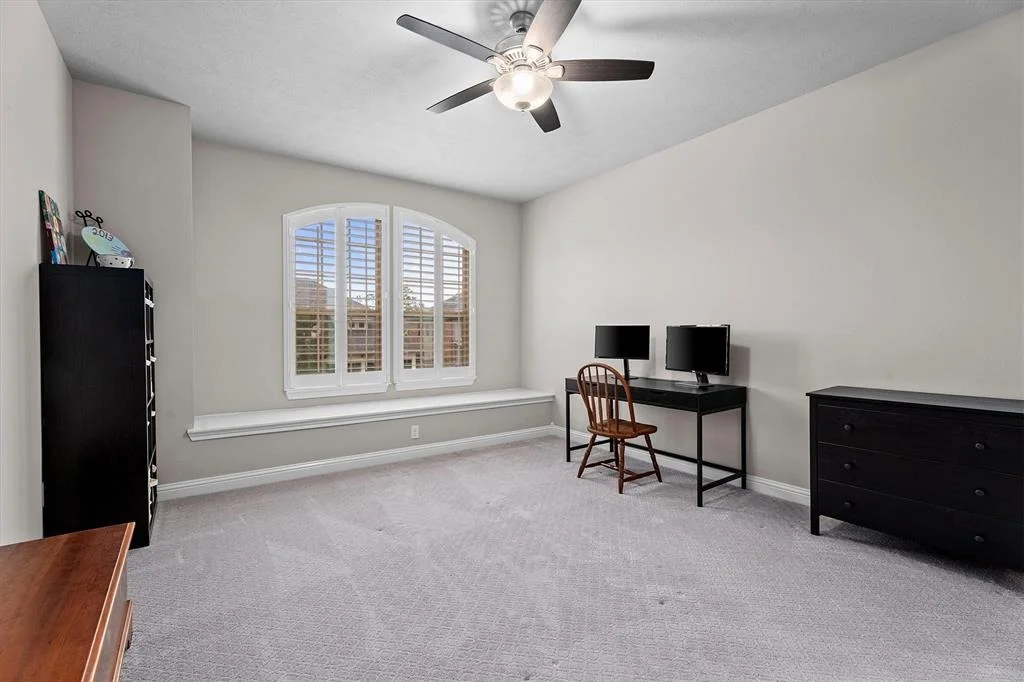 Photo of 27626 Long Cliff Lane