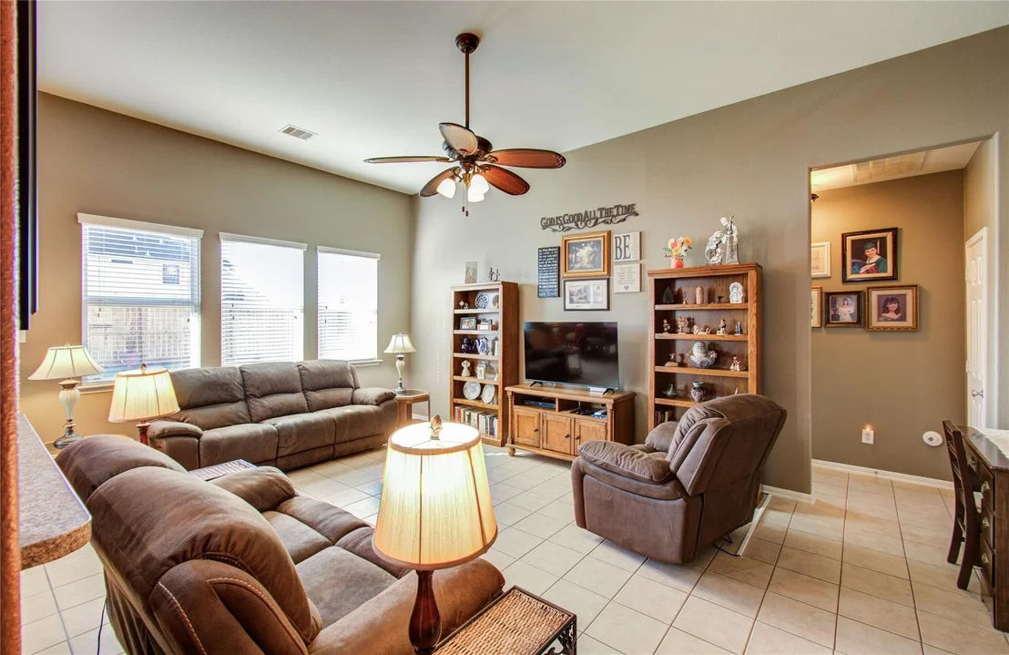 Photo of 1706 Zeppelin Circle