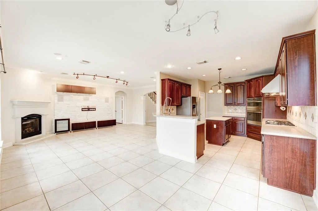Photo of 14330 Ayers Rock Road