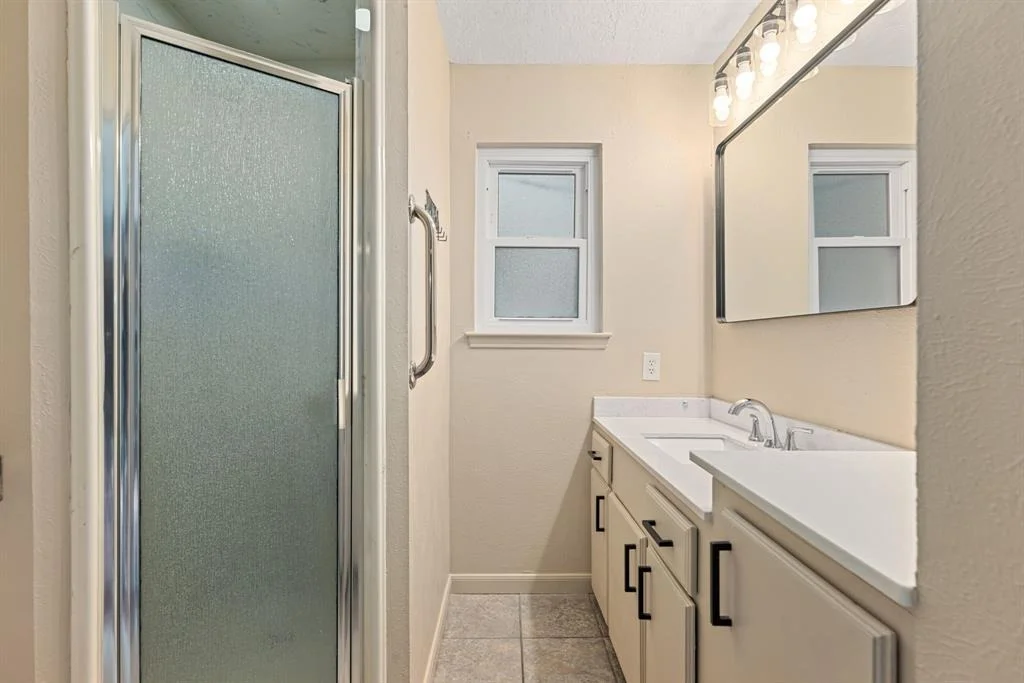 Photo of 26418 Maplewood Drive