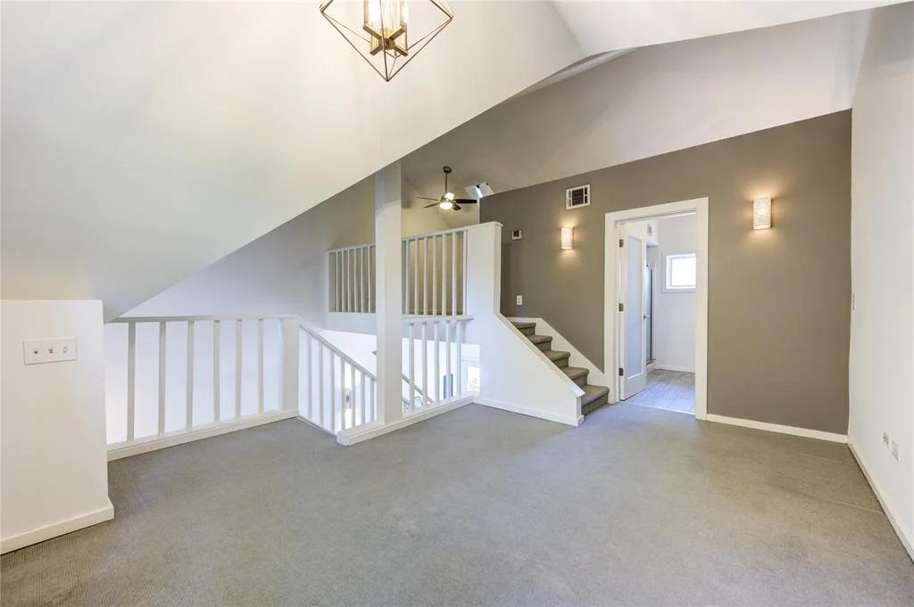 Photo of 1121 Lashbrook Drive
