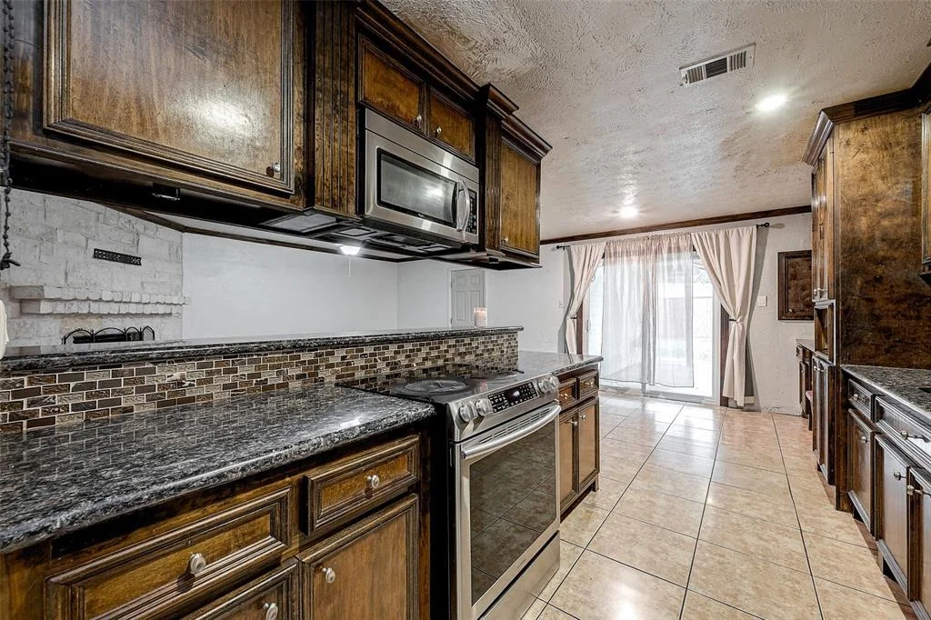 Photo of 7319 Goldfinch Drive