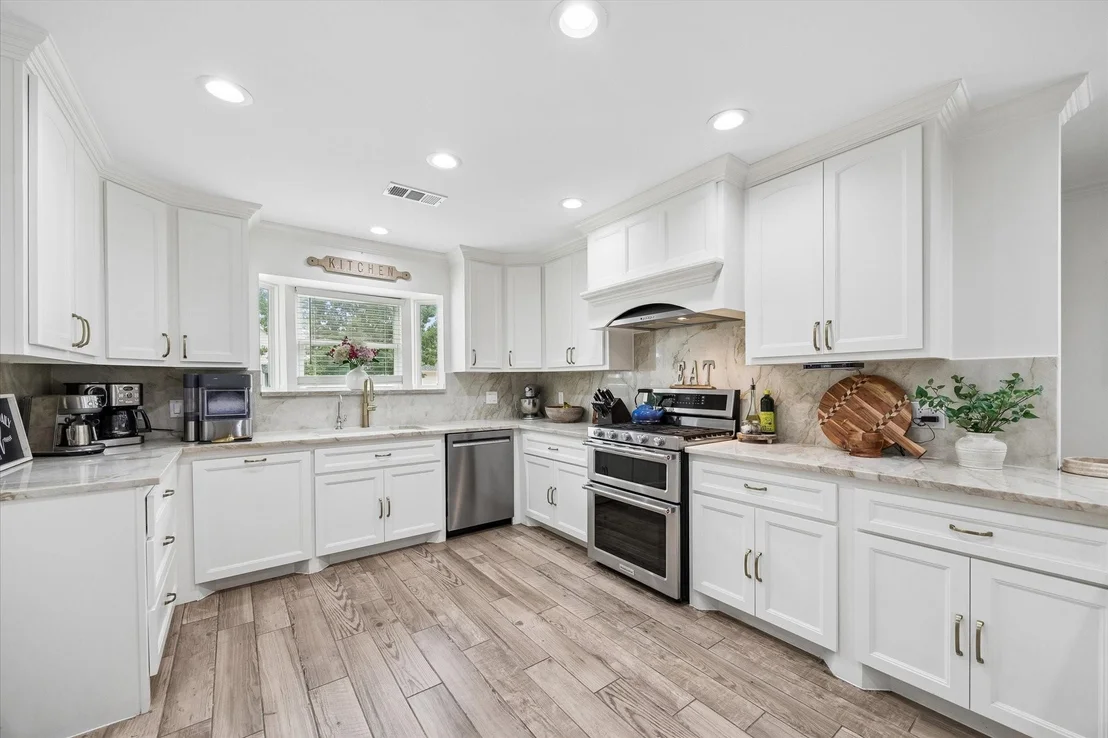Photo of 14703 Broadgreen Drive