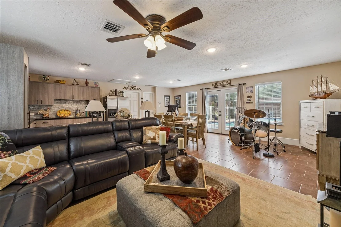 Photo of 5402 Valkeith Drive