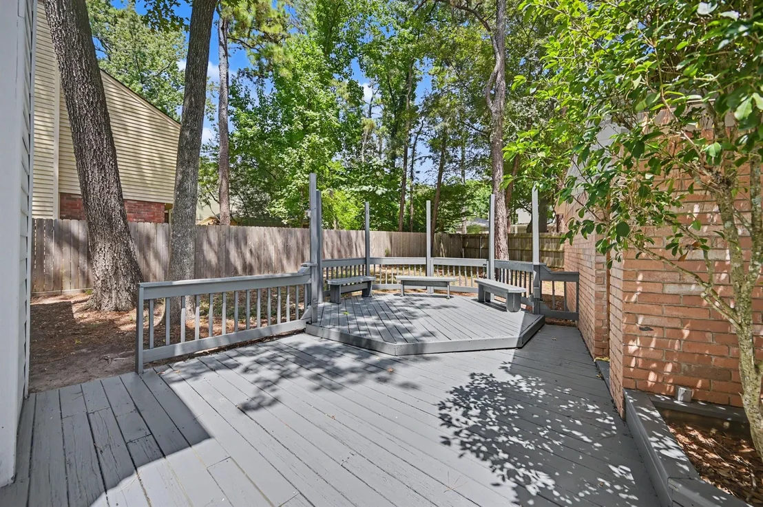 Photo of 98 Breezy Point Place