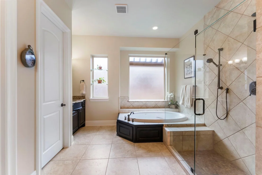Photo of 141 Evergreen Oak Drive