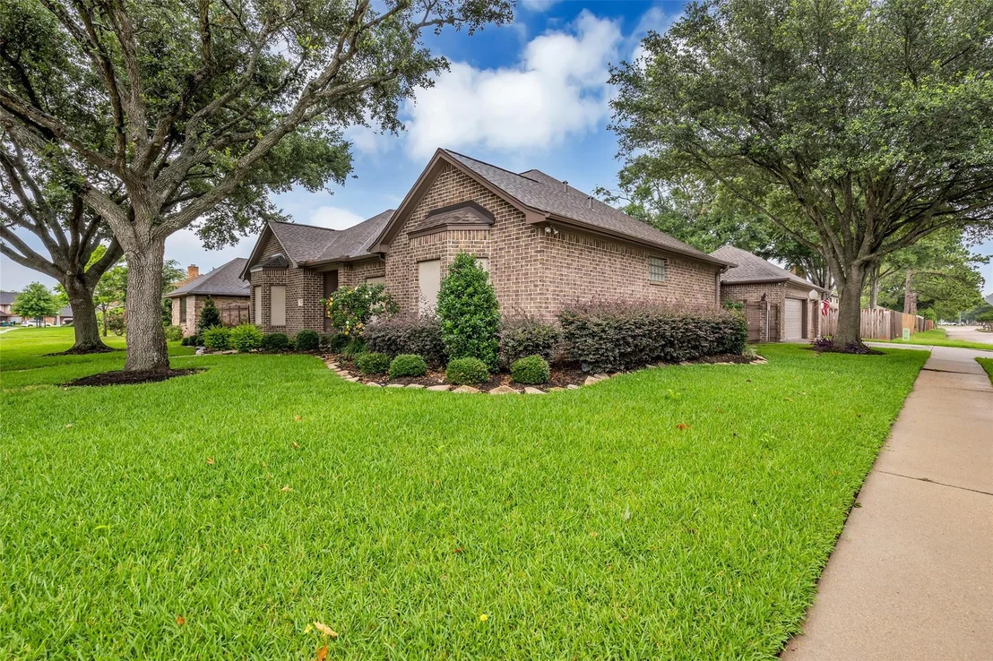 Photo of 3931 Bolivia Drive