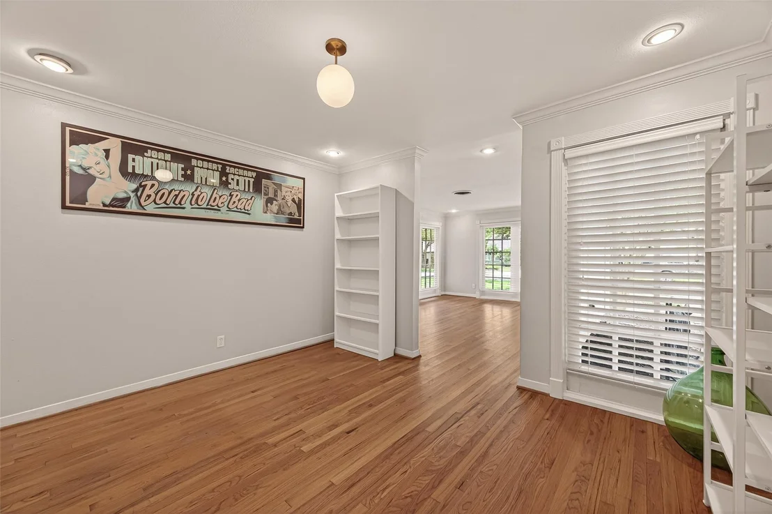 Photo of 10807 Oasis Drive
