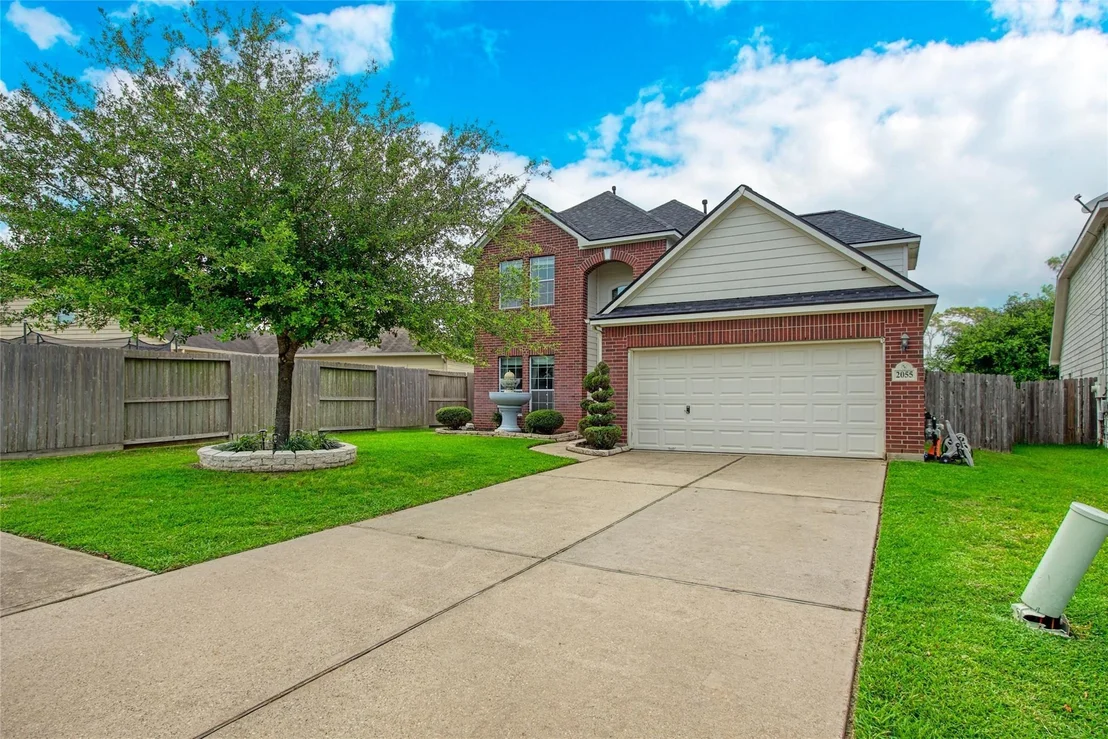 Photo of 2055 Midlane Drive