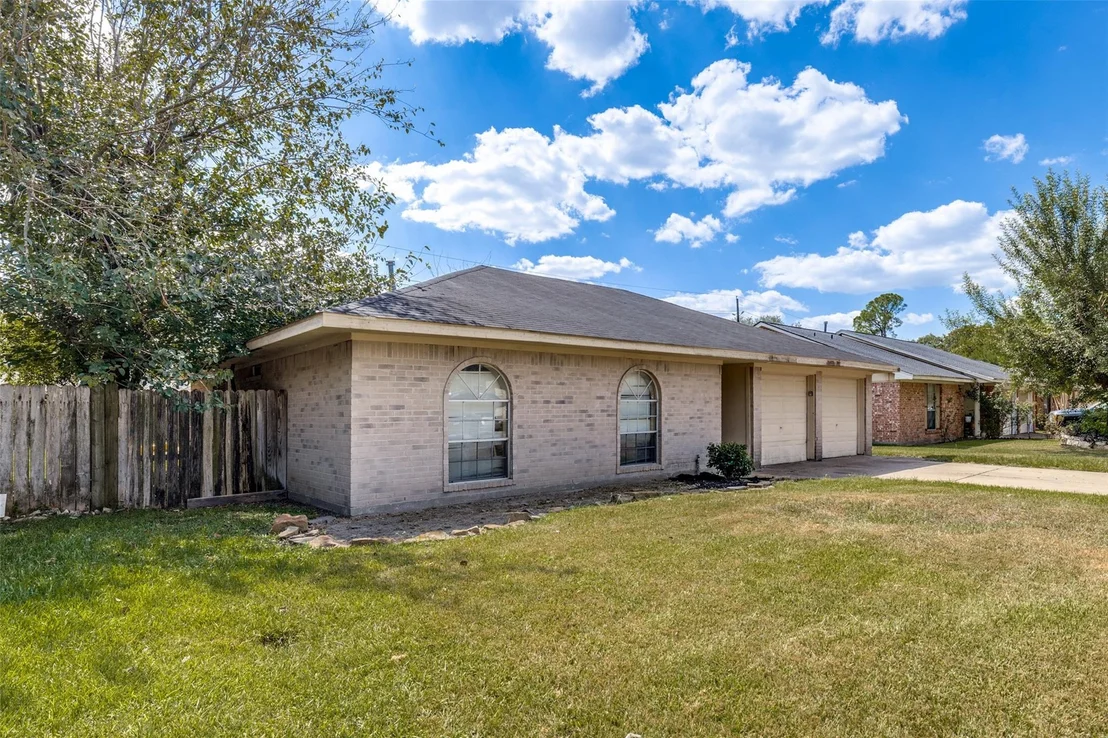 Photo of 7023 Sandswept Lane