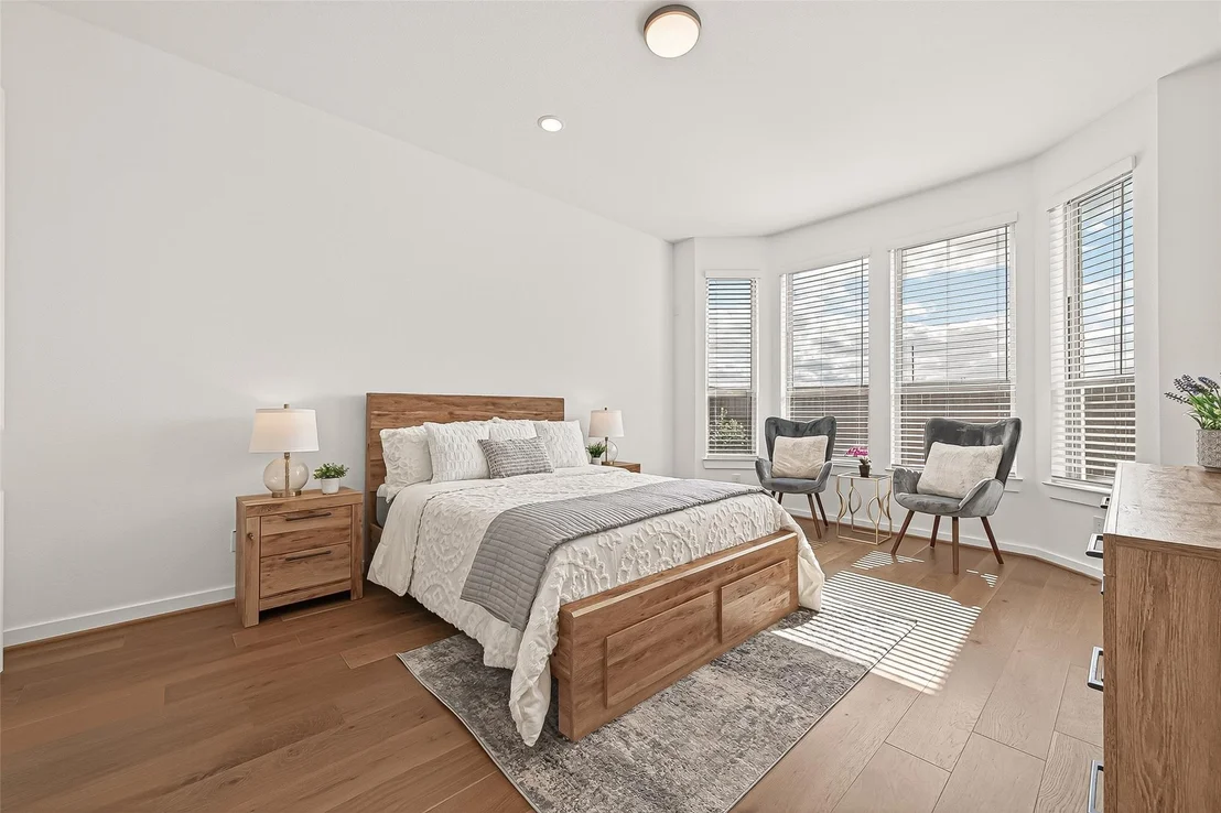 Photo of 7427 Compass Drive