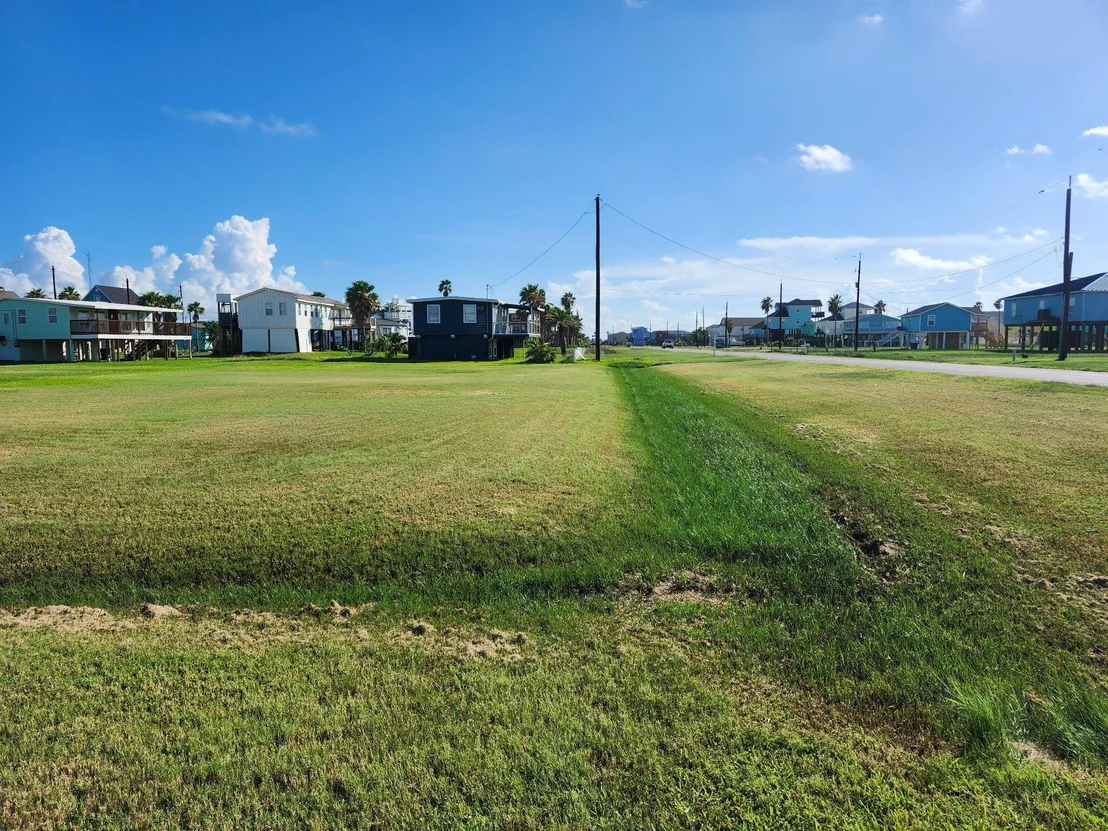 Photo of 522 Surf Drive
