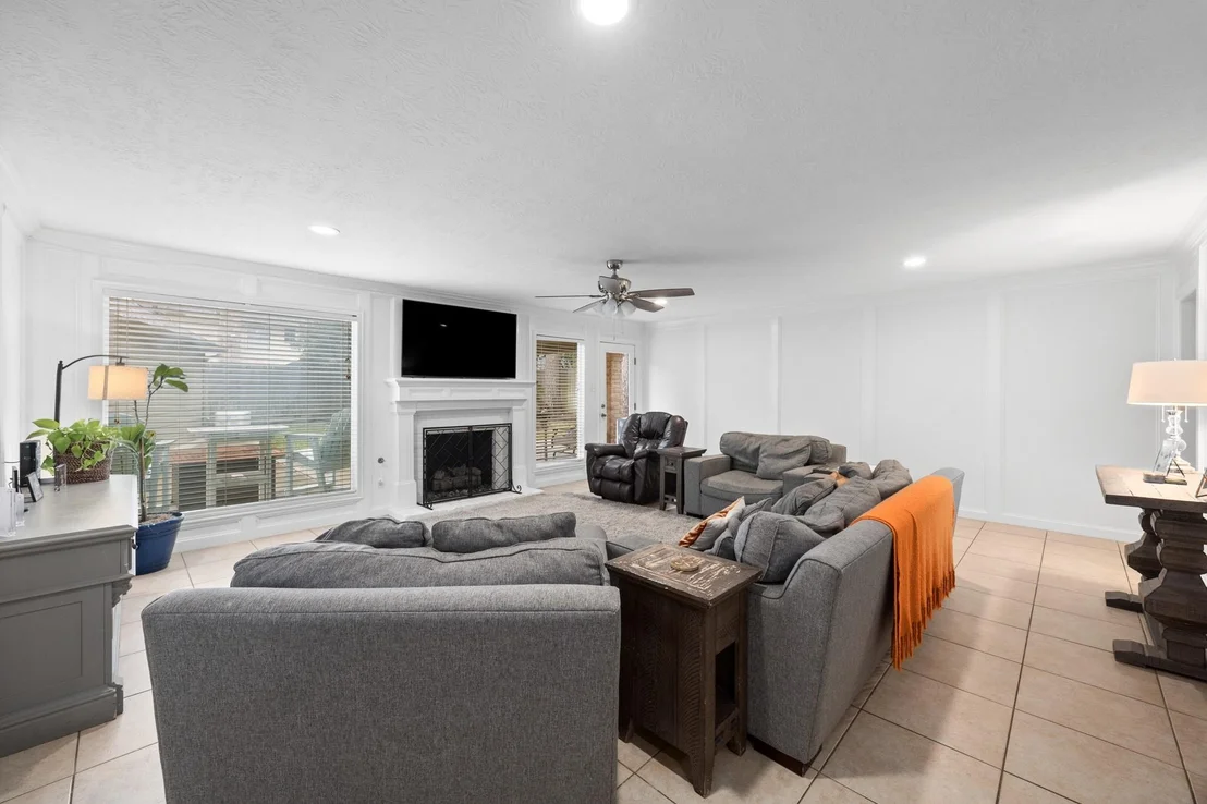Photo of 9123 Herts Road