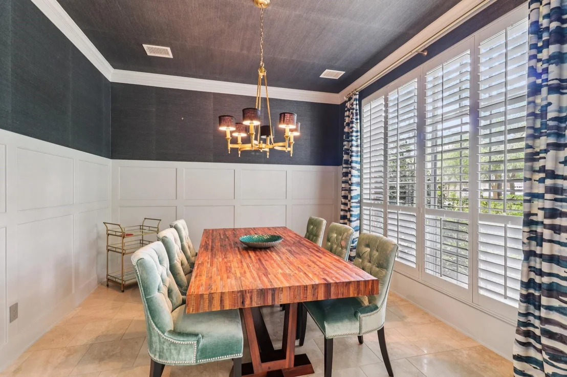 Photo of 18 Woodmere Place
