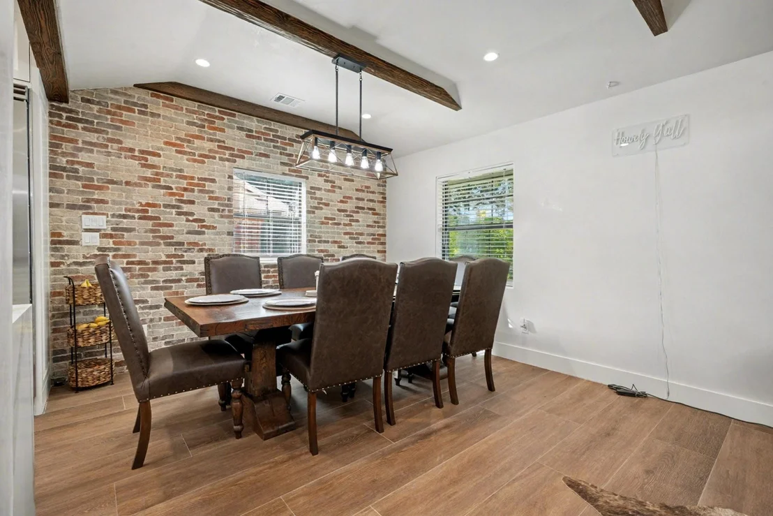 Photo of 8515 Edgemoor Drive