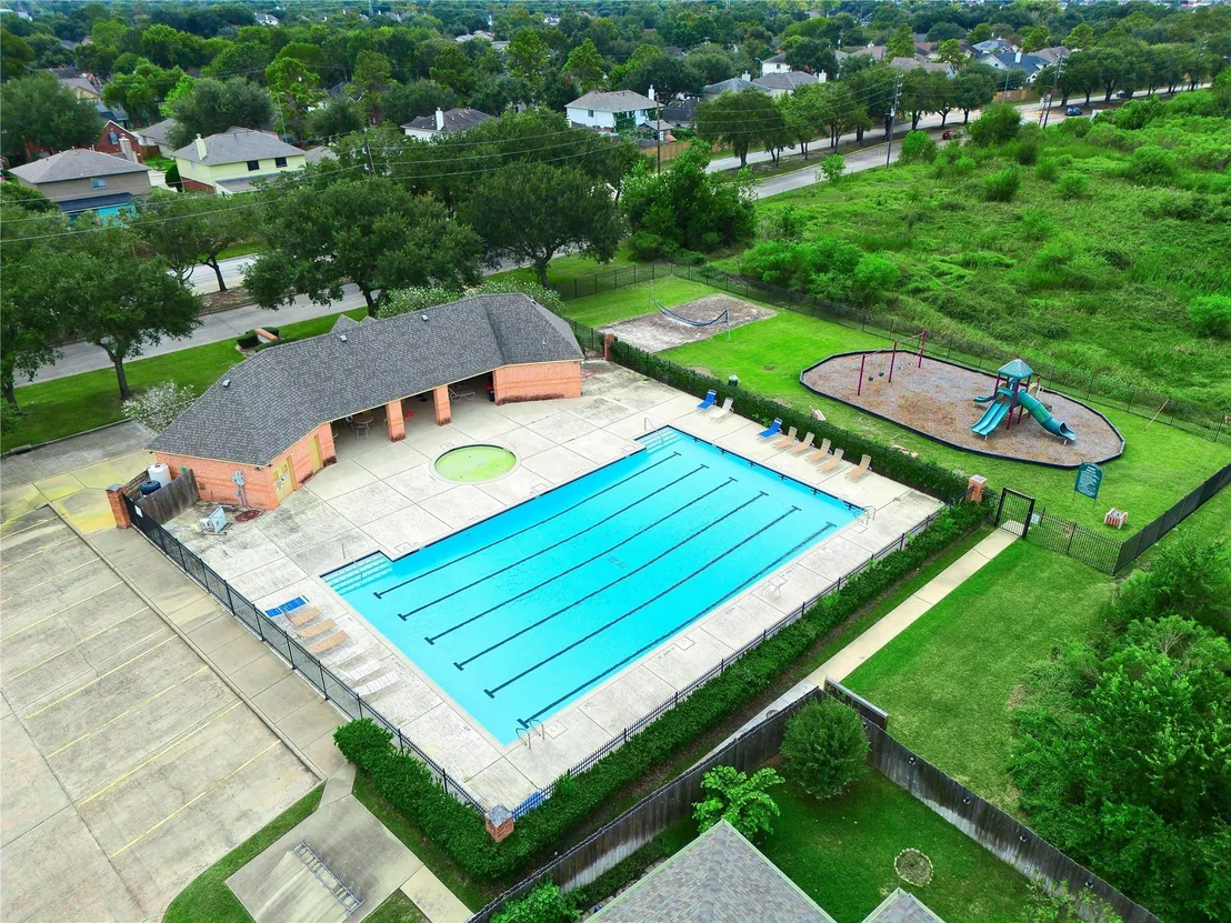 Photo of 8942 Norham Drive