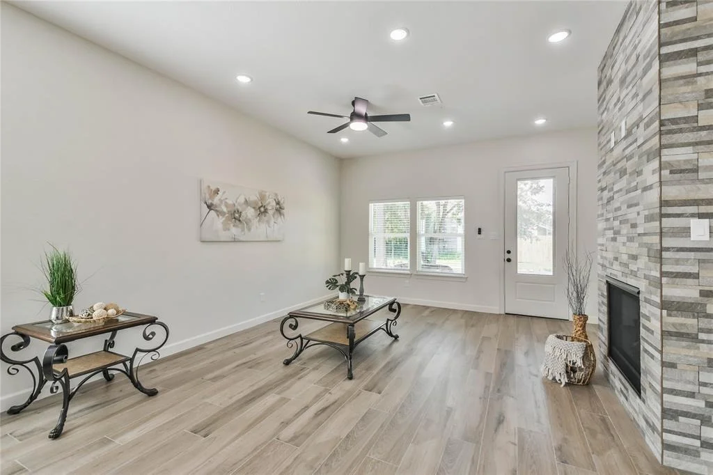 Photo of 620 Lily Street
