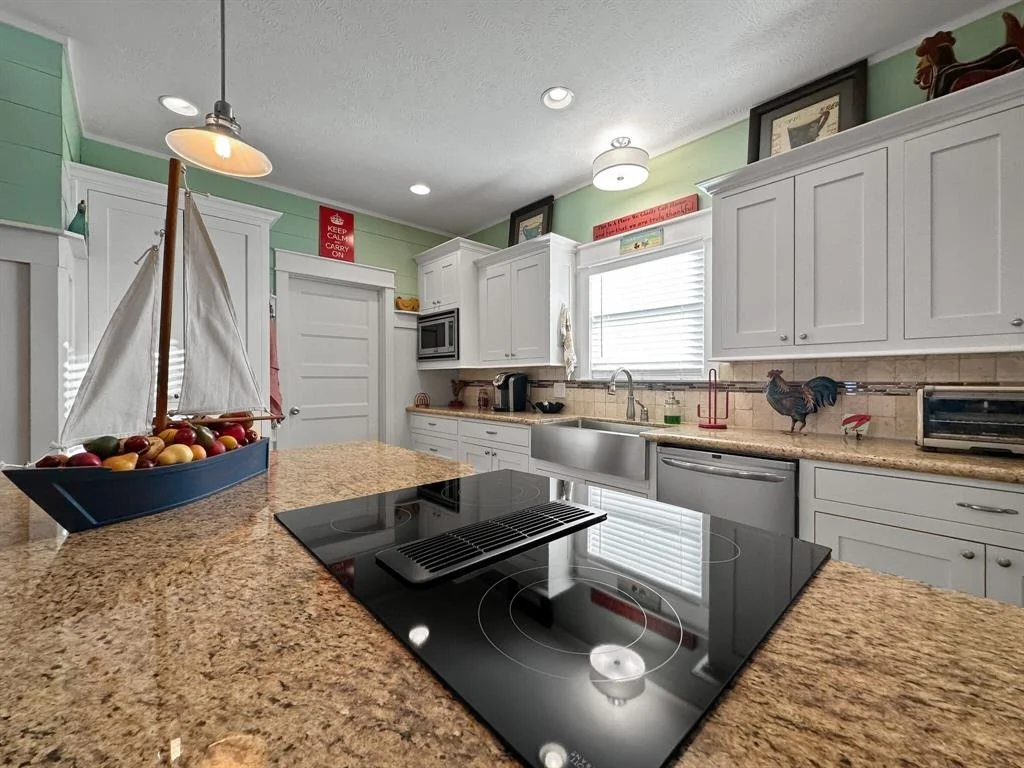 Photo of 883 Townsend Drive