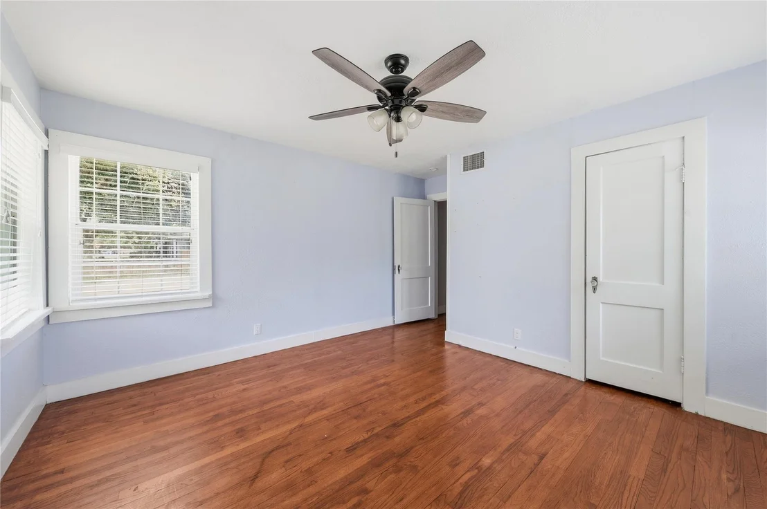 Photo of 1215 Winston Drive