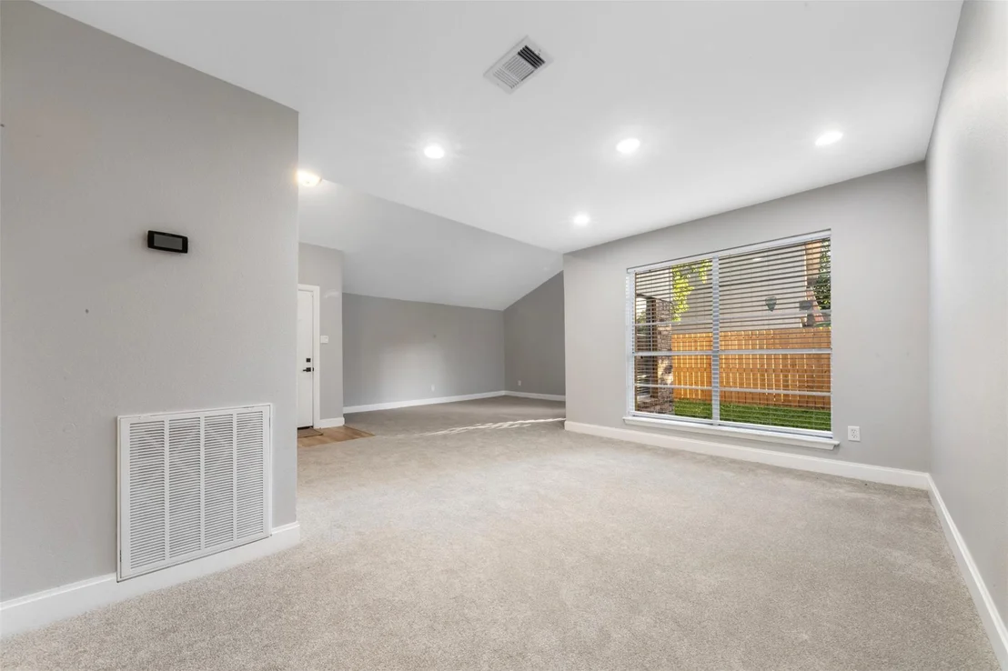 Photo of 6502 Trail Valley Way