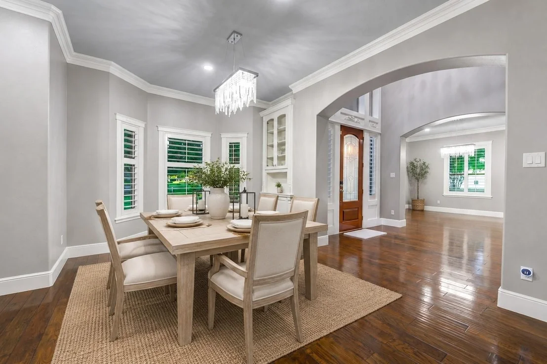 Photo of 200 Creekside Court