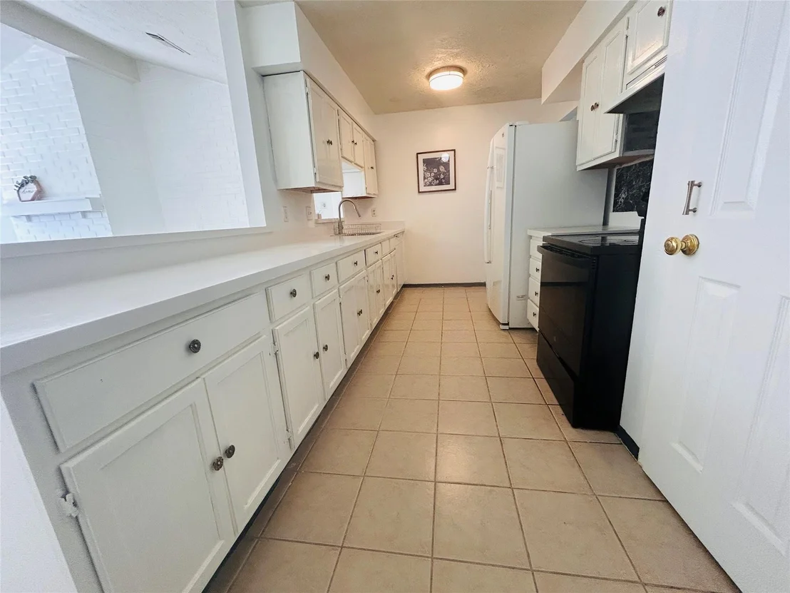 Photo of 10502 Long River Drive
