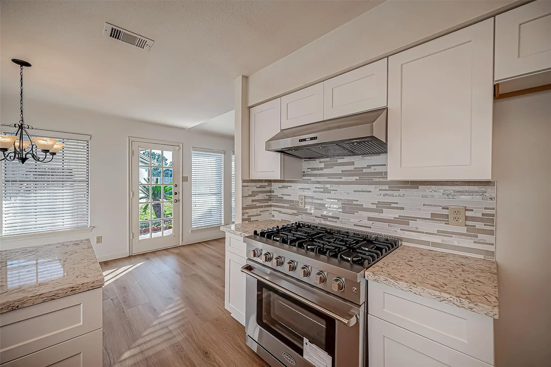 Photo of 2810 Pineleaf Drive
