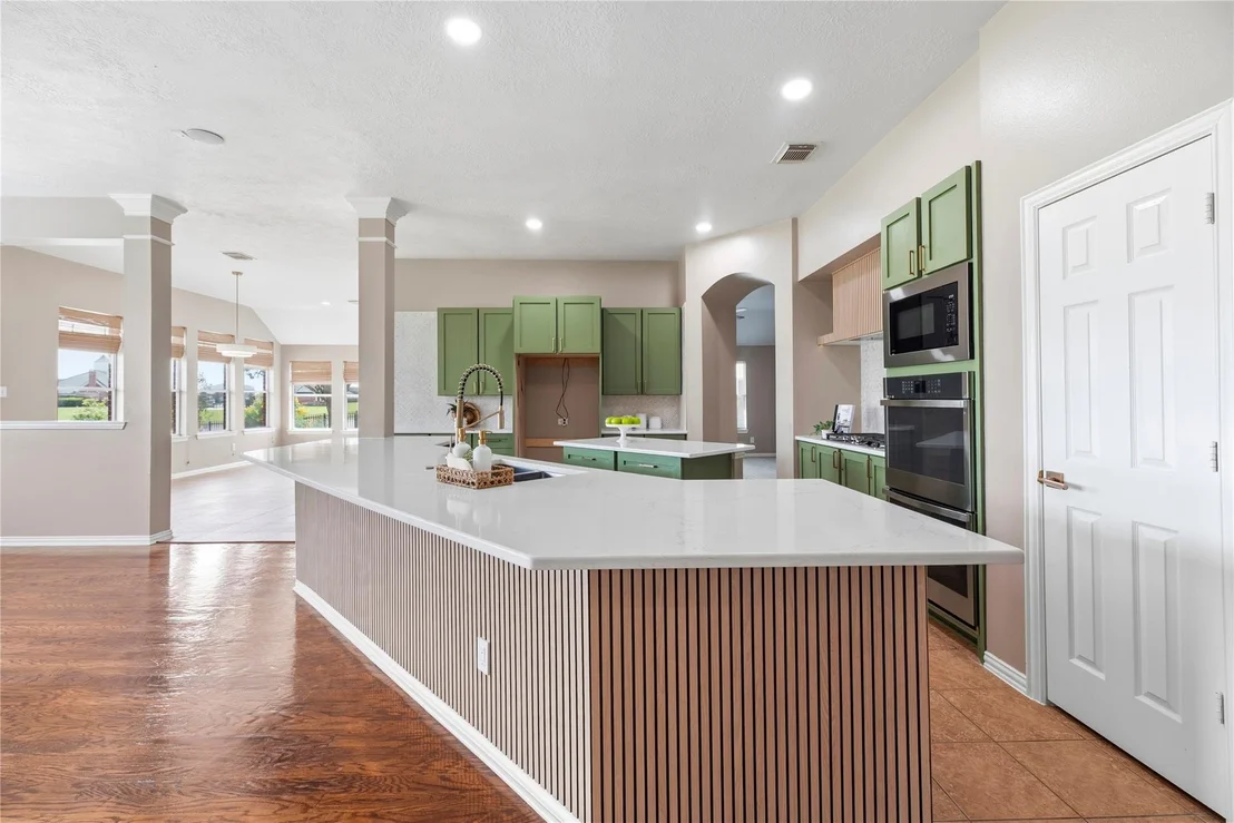 Photo of 8931 Henrico Lane