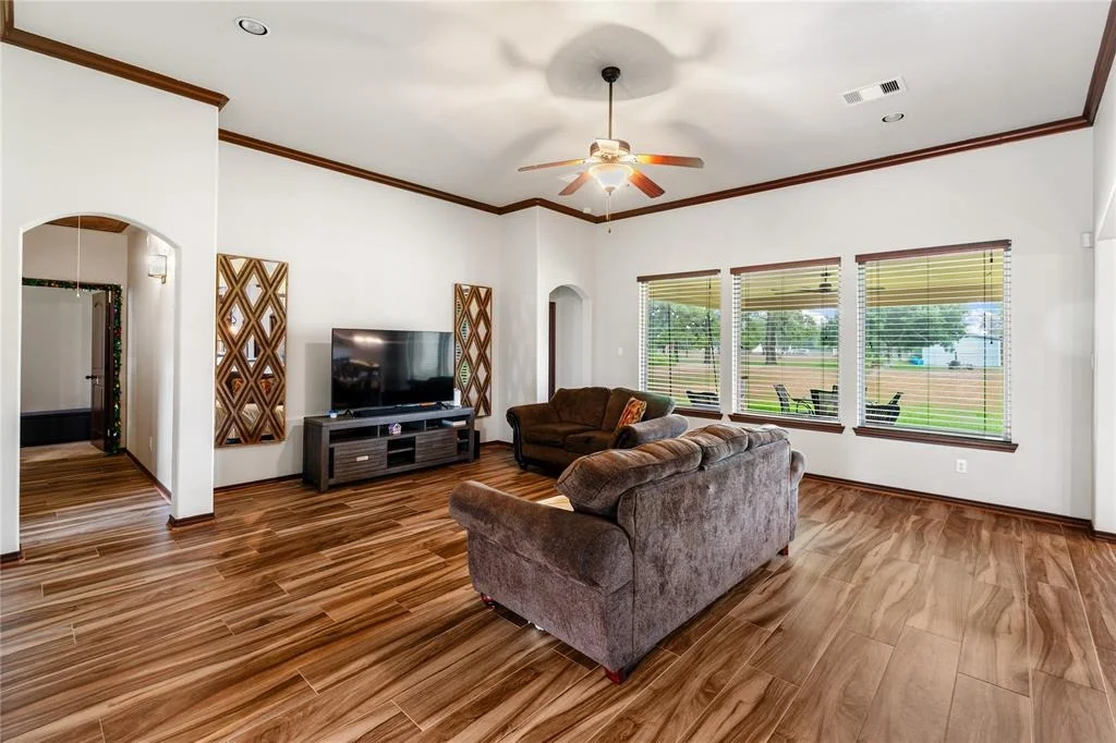 Photo of 1106 Armadillo Road