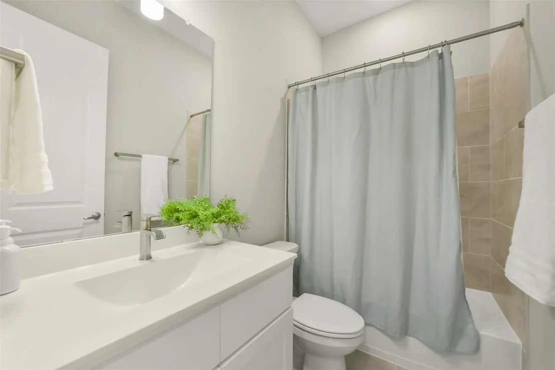 Photo of 1702 Spring View