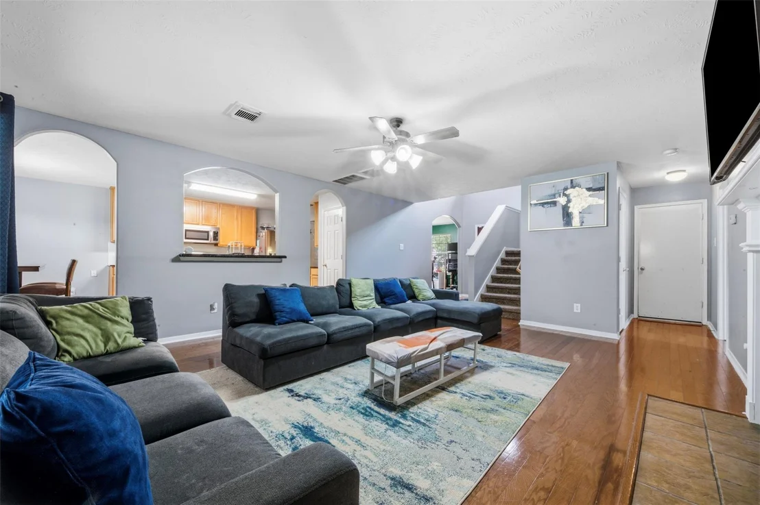 Photo of 924 Chad Lane