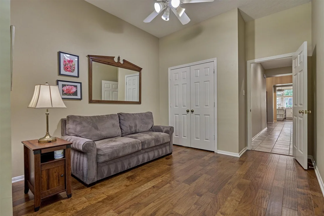 Photo of 46 N Copperknoll Circle