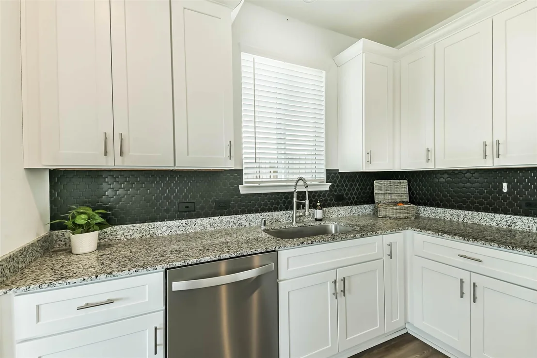 Photo of 25631 Balsamroot Drive