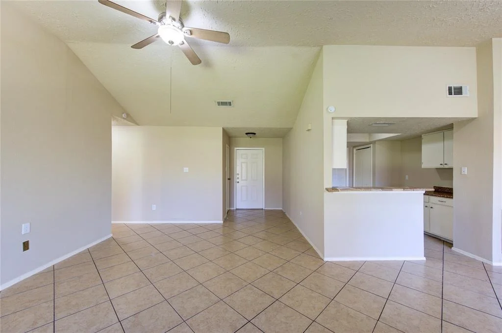 Photo of 6943 Foxwaithe Lane