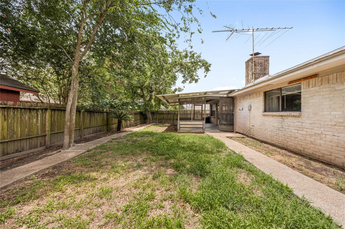 Photo of 6602 Fallengate Drive