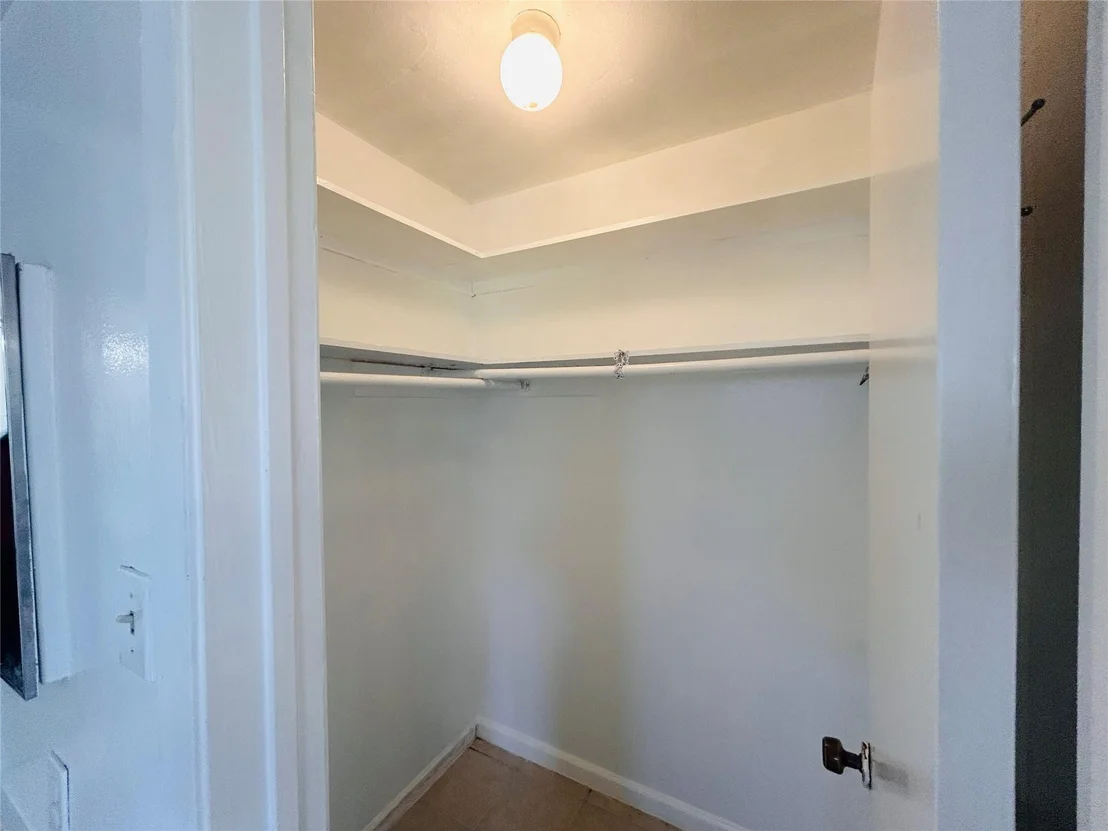 Photo of 10502 Long River Drive