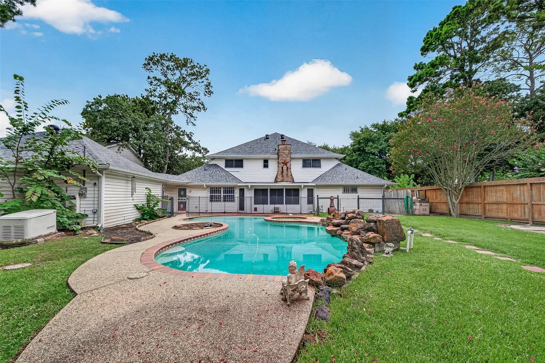 Photo of 16806 Deep Pines Drive